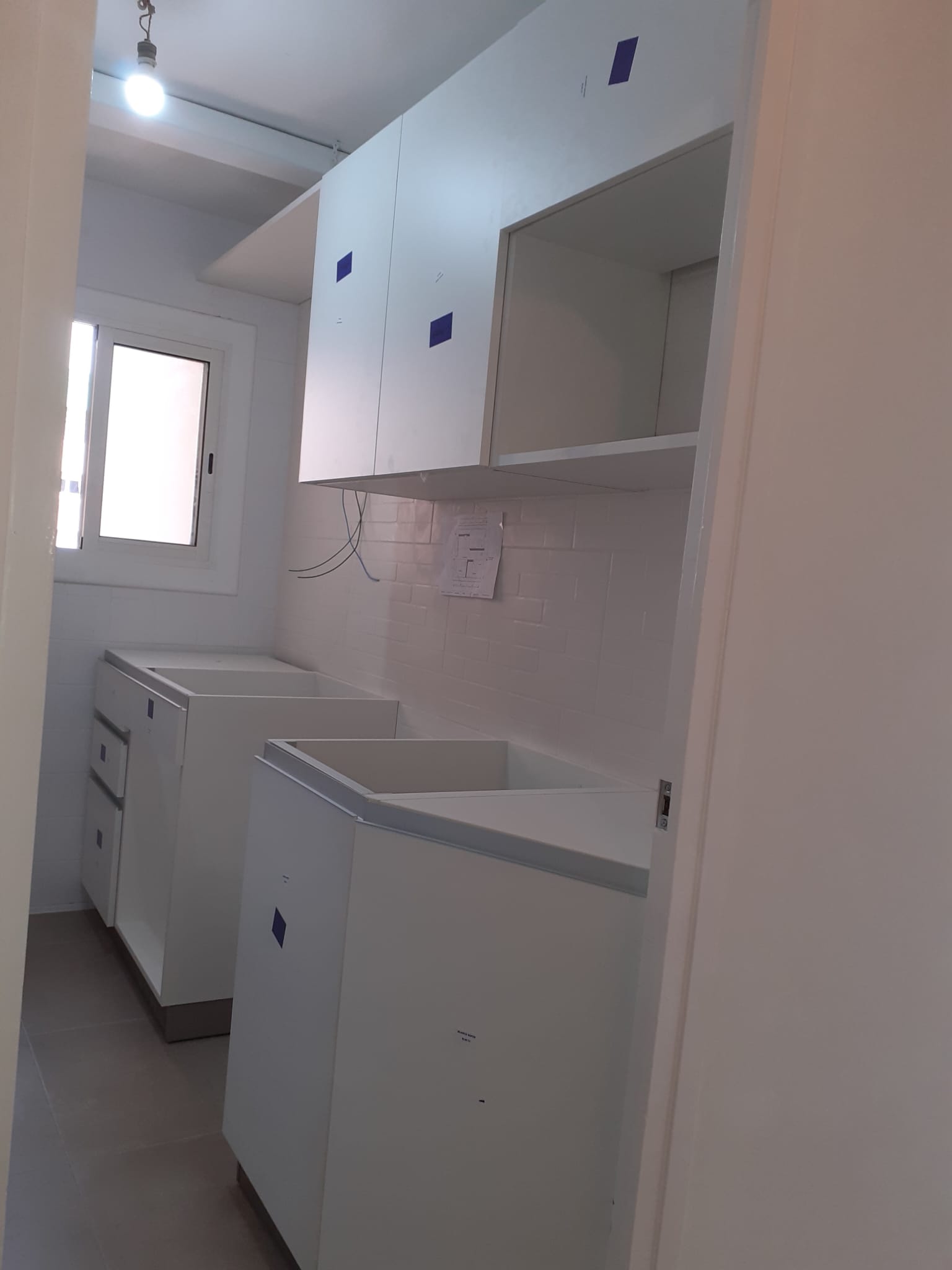 Cocina reformada por Reformas Ponce